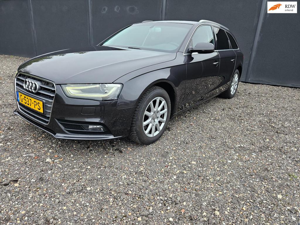 Audi A4 Avant 2.0 TDI Sport Edition AUT. LEDER/LED/XENON/NAV, Gebruikt, 4 cilinders, 150 pk, A4
