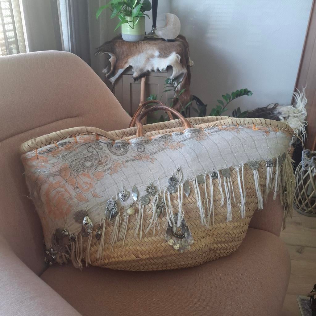 Rieten tas hoogte 32 cm...breed 60 cm, Ophalen of Verzenden