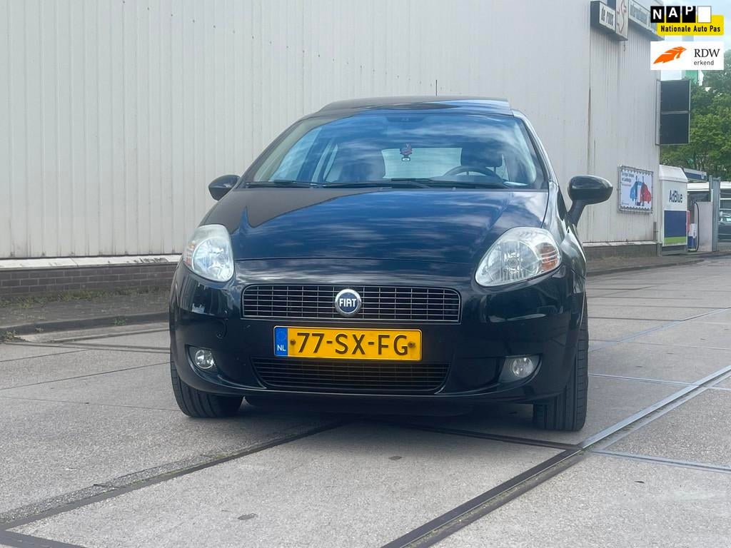 Fiat Grande Punto 1.4-16V Sport 17inc/Pano/Clima Apk, Voorwielaandrijving, 400 kg, Grande Punto, Zwart