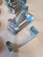 Diverse ijzerwaren, handgrepen, scharnieren, schommelhaken, Ophalen of Verzenden, Gebruikt, Minder dan 50 mm, Overige typen