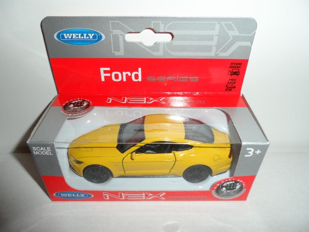 Welly - 2015 Ford Mustang GT (geel) 1:36, Ophalen of Verzenden, Nieuw, Auto