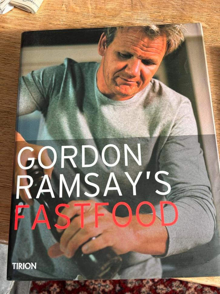 Gordon Ramsay Kookboek, Boeken, Kookboeken, Zo goed als nieuw, Hoofdgerechten, Europa, Gezond koken, Ophalen of Verzenden