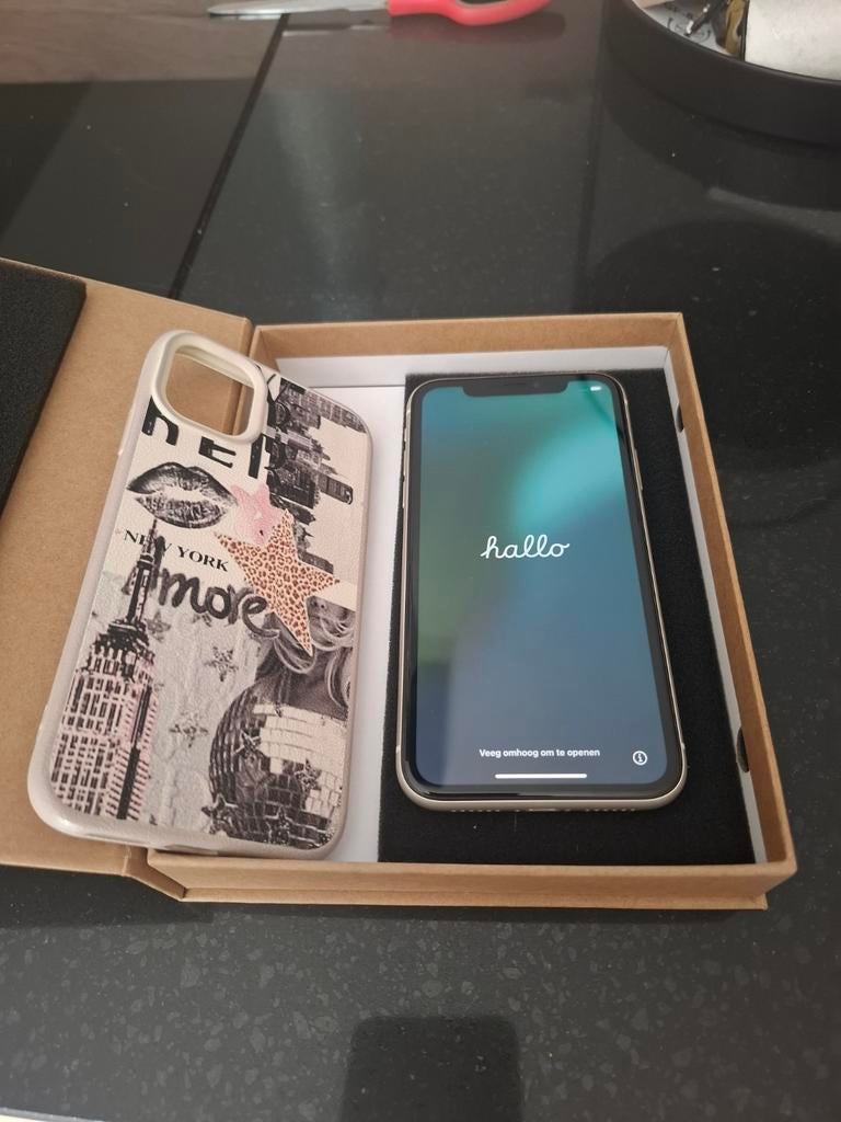 Iphone 11 - goede staat, 70 %, Gebruikt, Wit, 64 GB