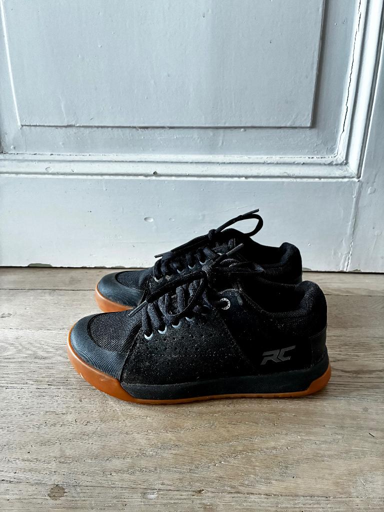 Mountainbike sneakers, maat 38,5 / 39, Gebruikt, Kinderen, Schoenen, Overige maten