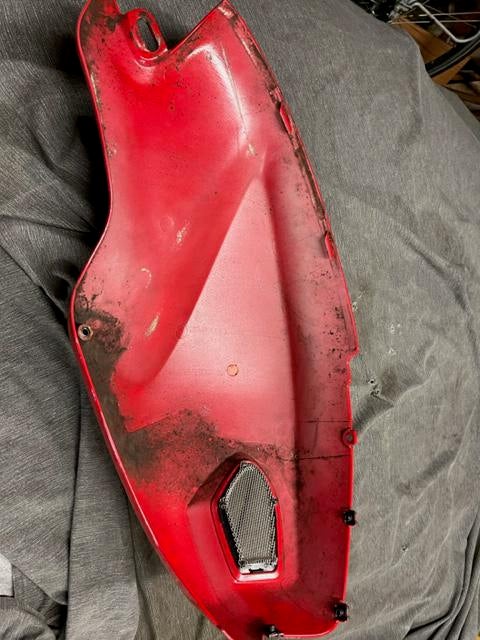 Linker kap tank rood Ducati 696 / 796 / 1100 schade, Motoren, Ophalen of Verzenden