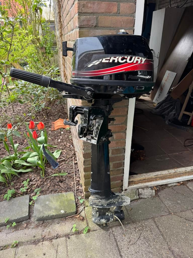 Mercury Buitenboordmotor 4 pk 5 takt langstaart, Watersport en Boten, Buiten- en Binnenboordmotoren, Ophalen, Zo goed als nieuw