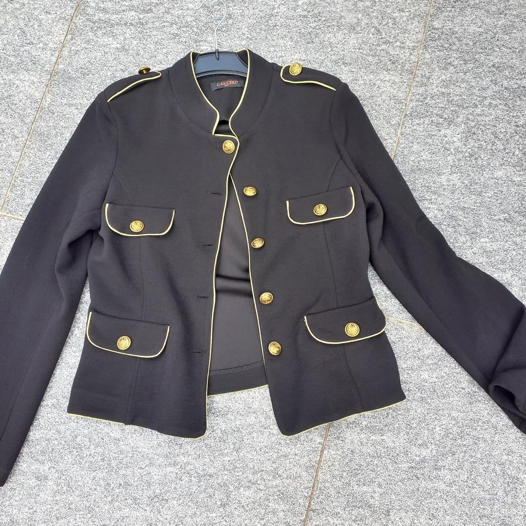 Apart jasje met goudkleurige details en knopen maat M nu, Maat 38/40 (M), Zwart, Ophalen of Verzenden, Zo goed als nieuw