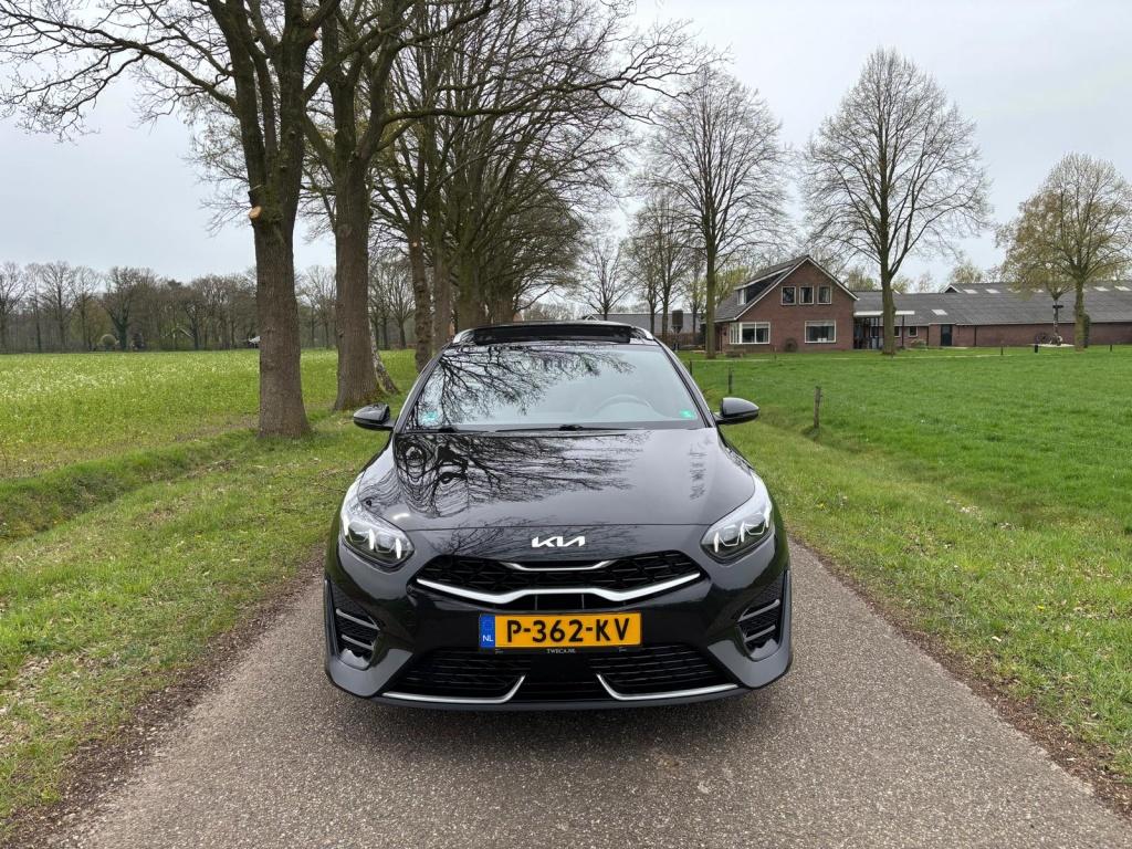 Kia Ceed Sportswagon 1.0 T-GDi GT-Line | Pano | Trekhaak | C, Auto's, Kia, Gebruikt, Euro 6, Leder en Stof, Zwart