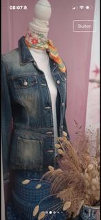 Stijlvol spijkerjasje van  Vero Moda, Ophalen of Verzenden, Zo goed als nieuw, Maat 38/40 (M), Blauw