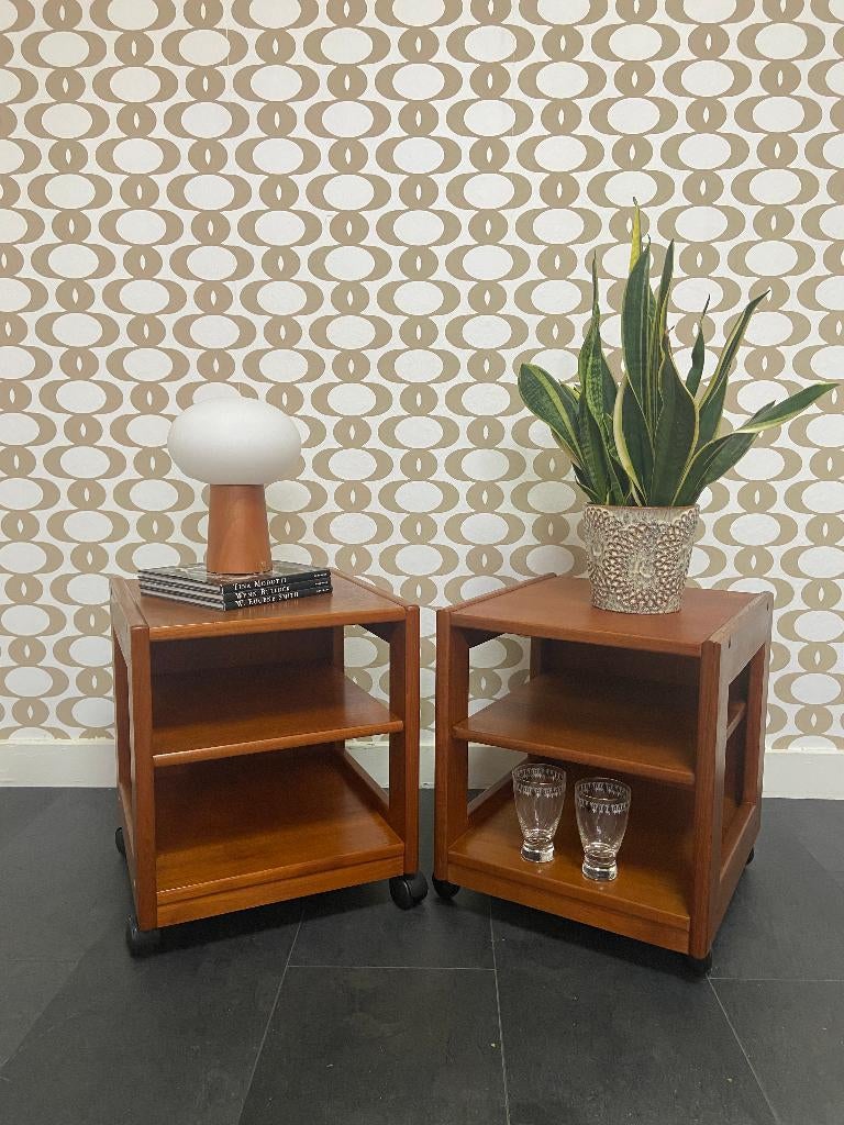 Set van 2 vintage Deense nachtkastjes/bijzettafels, Ophalen, Gebruikt, Minder dan 45 cm, Minder dan 55 cm