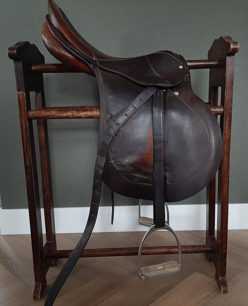 STUBBEN Loreley,  mooi leren paardrijzadel, Ophalen