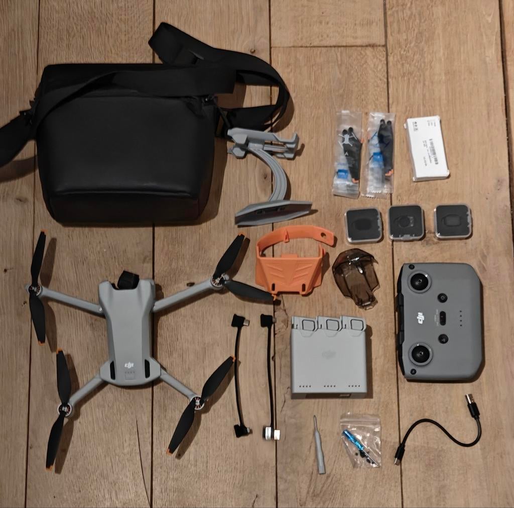 DJI mini 3 fly more combo - ideale compacte drone, RTF (Ready to Fly), Quadcopter of Multicopter, Zo goed als nieuw, Ophalen