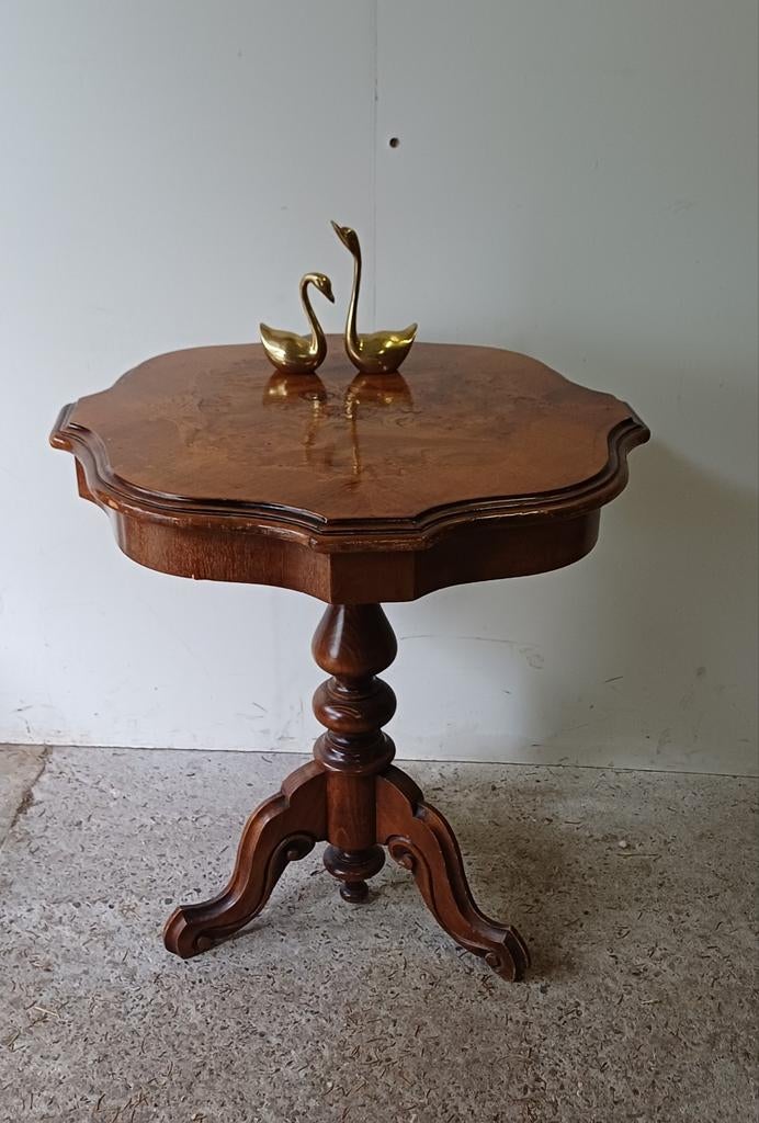Antiek vintage bijzettafeltje bloementafel met hout inleg, Antiek en Kunst, Antiek | Meubels | Tafels, Ophalen