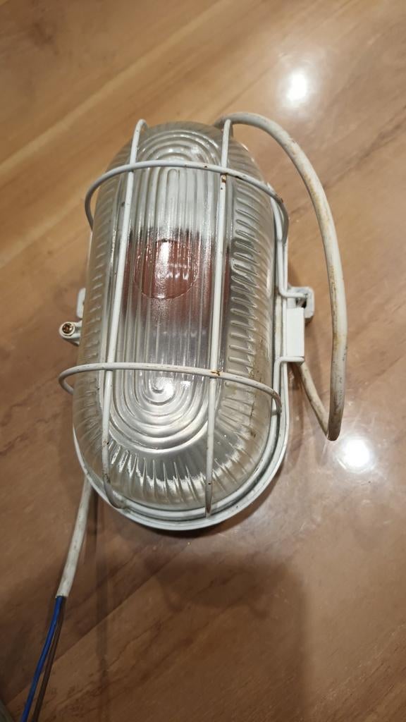 Lampen, naar het model van vroegere tijden., Ophalen, Nieuw