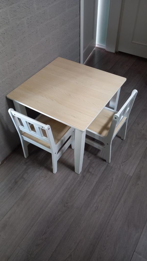 Kinder tafel met stoeltjes, Kinderen en Baby's, Kinderkamer | Tafels en Stoelen, Ophalen, Gebruikt, Tafel(s) en Stoel(en)