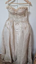 De jurk is slechts 2 uur gedragen, hij is zo goed als nieu., Ophalen of Verzenden