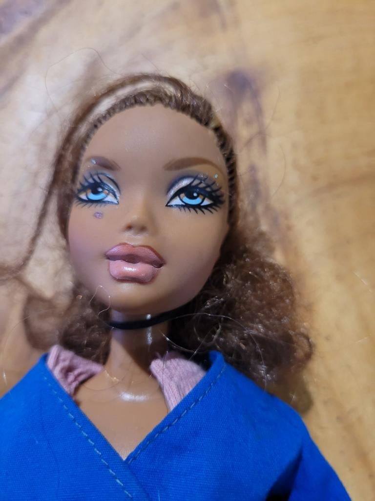 Moxie Girlz pop met bruin haar en blauwe ogen, Ophalen of Verzenden, Gebruikt, Overige typen