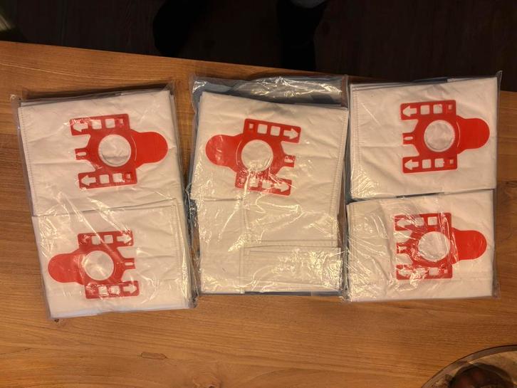 Miele Stofzuigerzakken - 25 stuks, Witgoed en Apparatuur, Onderdelen en Toebehoren, Zo goed als nieuw, Ophalen of Verzenden