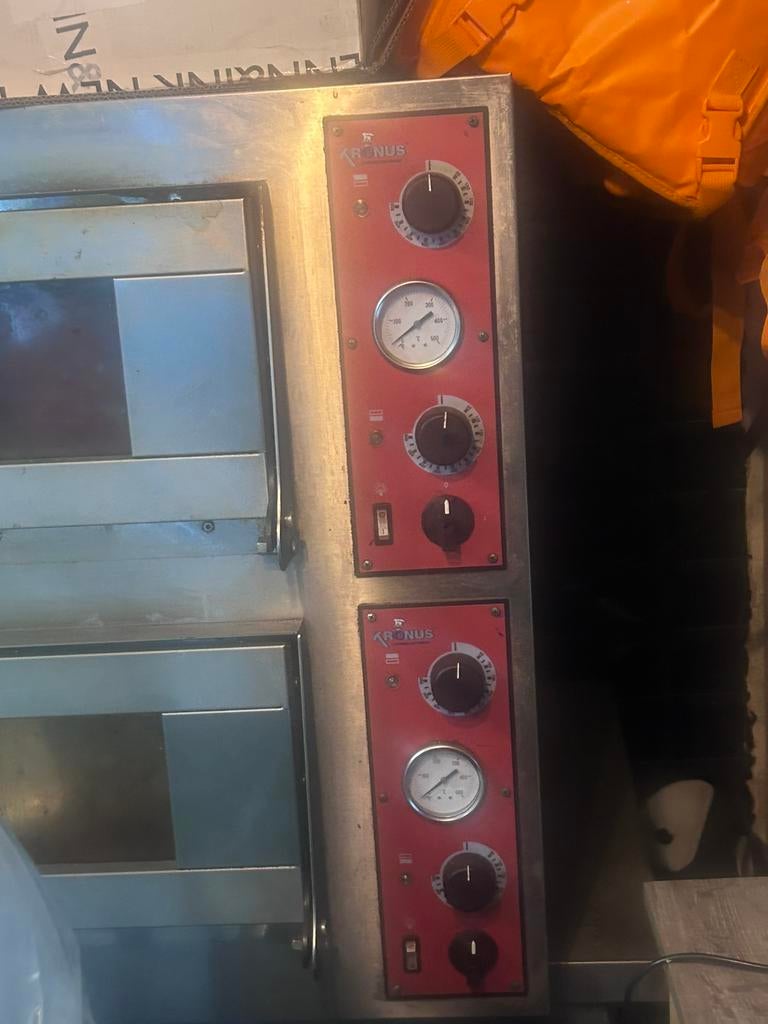 Pizza oven kronus, Ophalen of Verzenden