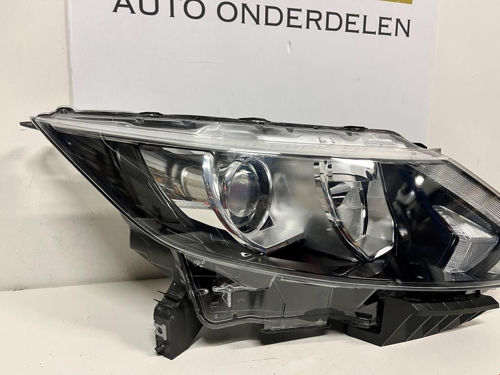 NISSAN QASHQAI J11 KOPLAMP LED RECHTS 100-18013, Takashima 1-chome 1-1
220-8686  Yokohama, Ophalen of Verzenden, NISSAN_SR@mail.nissan.co.jp