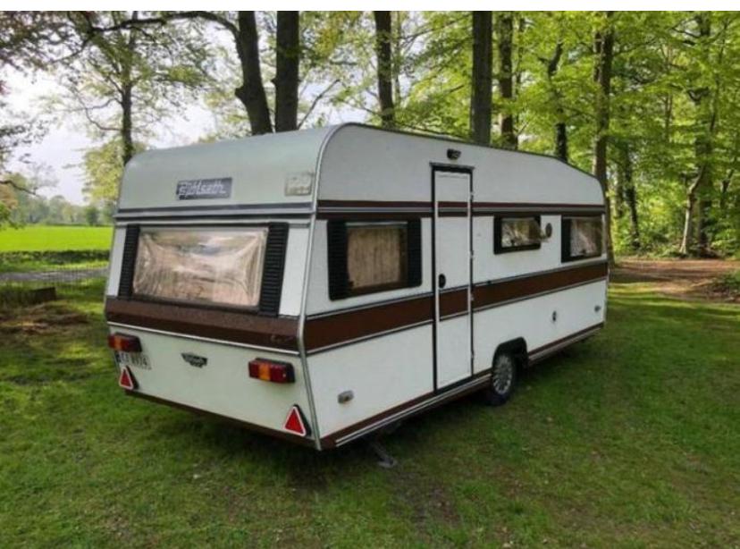 Wintervaste retro Bjolseth caravan met voortent - 5 persoons, Caravans en Kamperen, Overige merken, Rondzit, Dwarsbed, Particulier