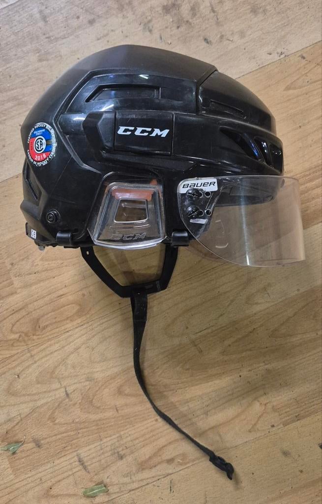 IJshockeyhelm CCM, Ophalen, Gebruikt, Bescherming