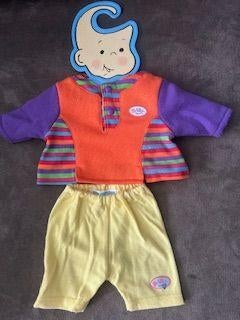 Vintage Baby born kleding set op hanger, Ophalen, Zo goed als nieuw, Babypop