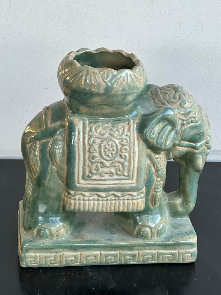 Vintage chinees aardewerk Olifant beeld /  Wierook brander, Ophalen of Verzenden, Zo goed als nieuw