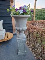 Tuinvaas op sokkel pot kruik, Tuin en Terras, Tuinvazen, Ophalen