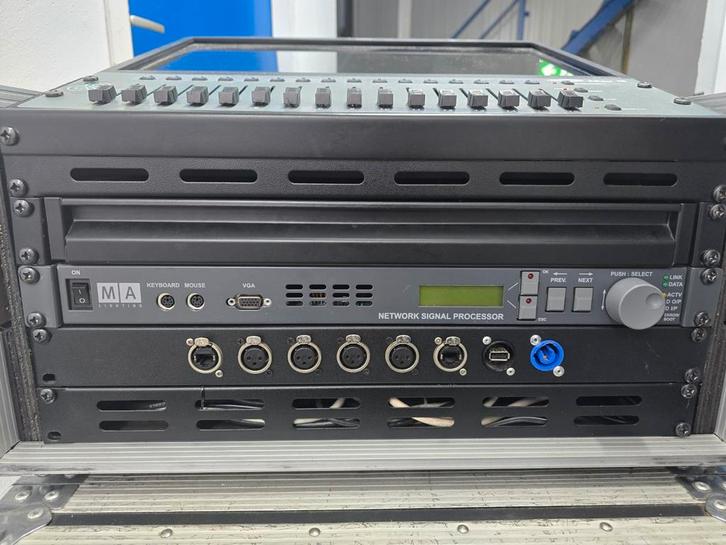 Licht computer MA onPC flightcase, Muziek en Instrumenten, Mengpanelen, Gebruikt, 20 kanalen of meer, Ophalen