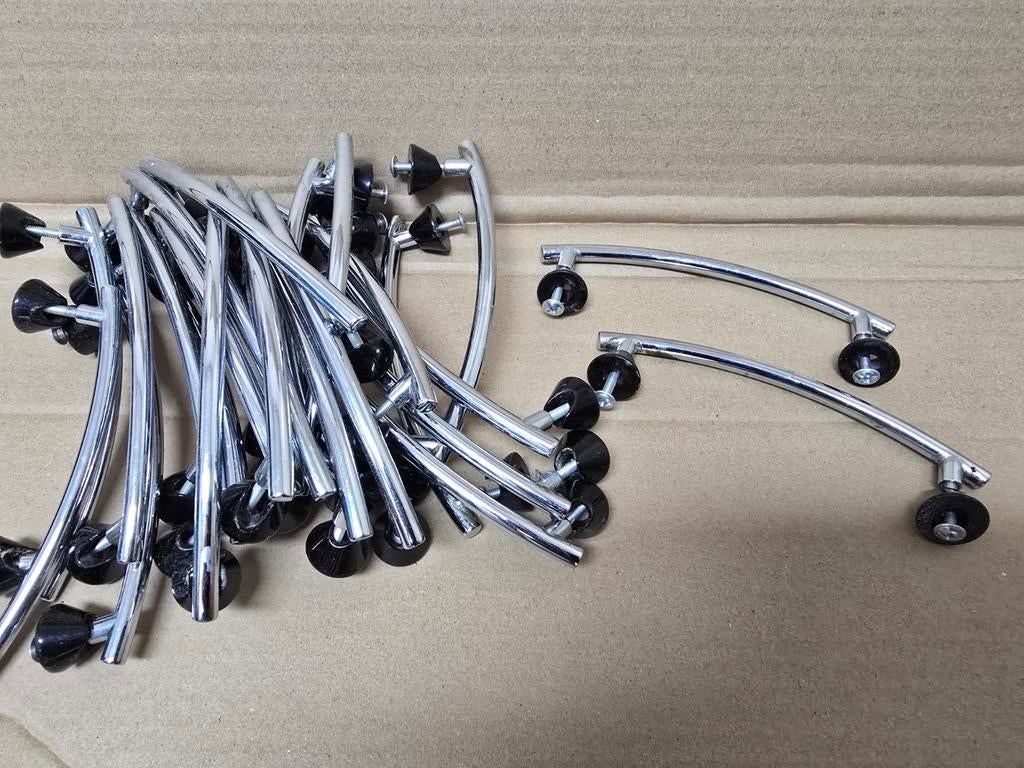 24x Chromen handgrepen voor lades of kastjes, Ophalen, Gebruikt, Chroom, Overige typen