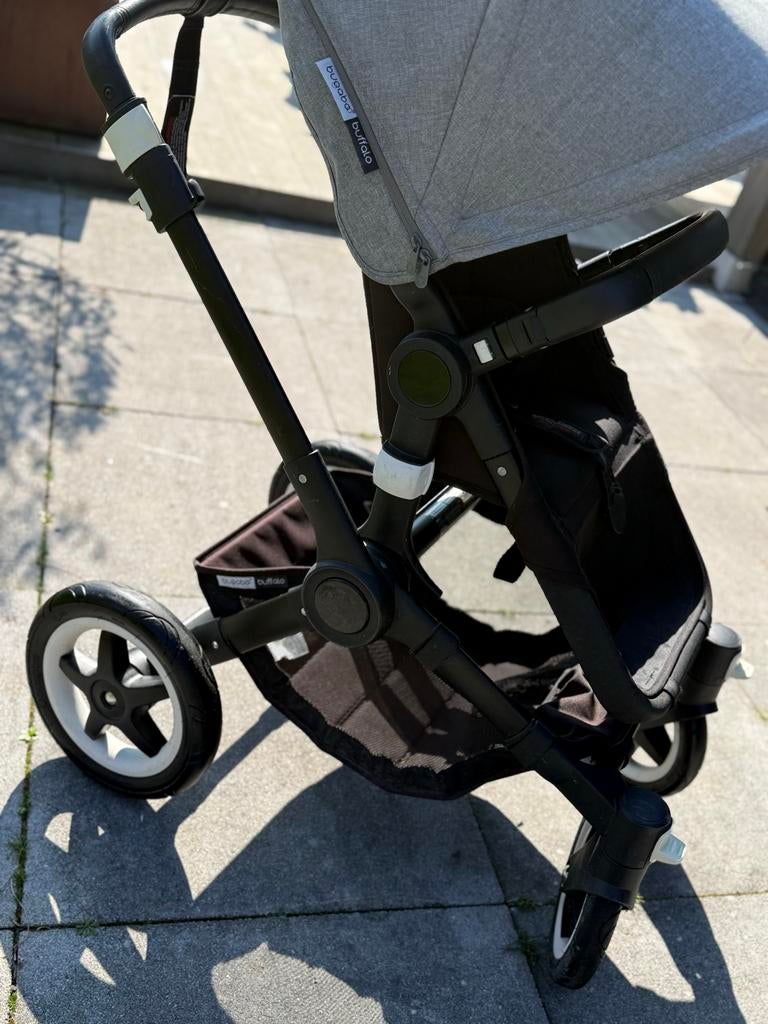 Bugaboo Buffalo kinderwagen grijs met reiswieg en parasol, Kinderen en Baby's, Kinderwagens en Combinaties, Gebruikt, Bugaboo