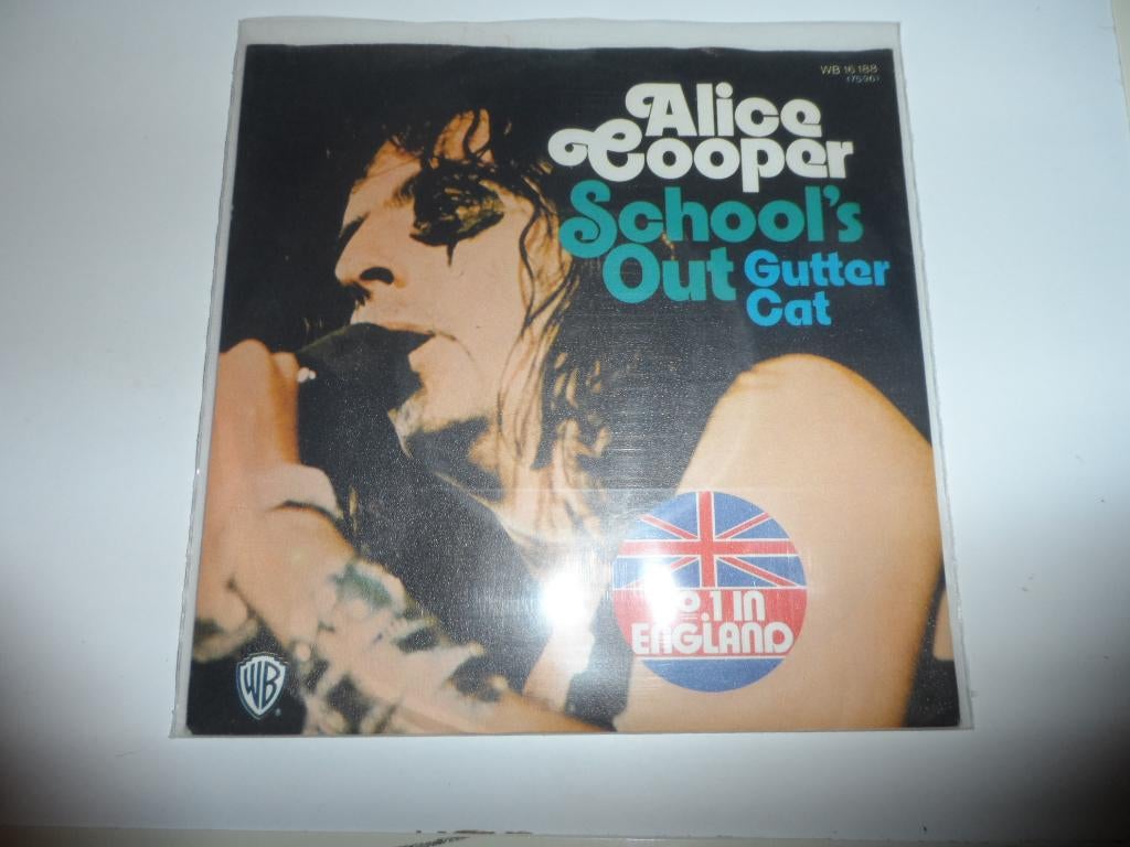 Alice Cooper - School's Out / Gutter Cat, 7 inch, Single, Ophalen of Verzenden, Zo goed als nieuw