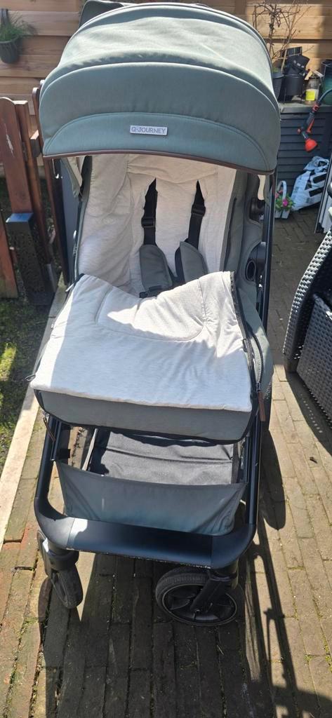 Bijna als nieuwe kinderwagen Q-Journey, Kinderen en Baby's, Kinderwagens en Combinaties, Zo goed als nieuw, Overige merken, Ophalen