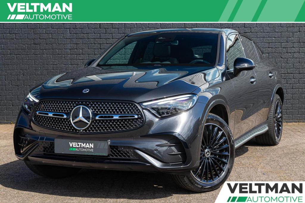 Mercedes GLC-klasse 300e 4MATIC AMG Line PANO LEDER DISTRONI, Gebruikt, Euro 6, 2000 kg, Origineel Nederlands