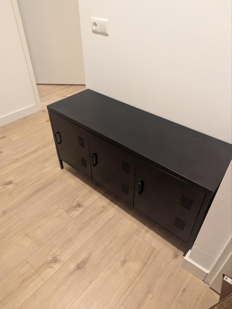 Lage stalen lockerkast Leen Bakker, Huis en Inrichting, Kasten | Lockerkasten, Ophalen, Gebruikt