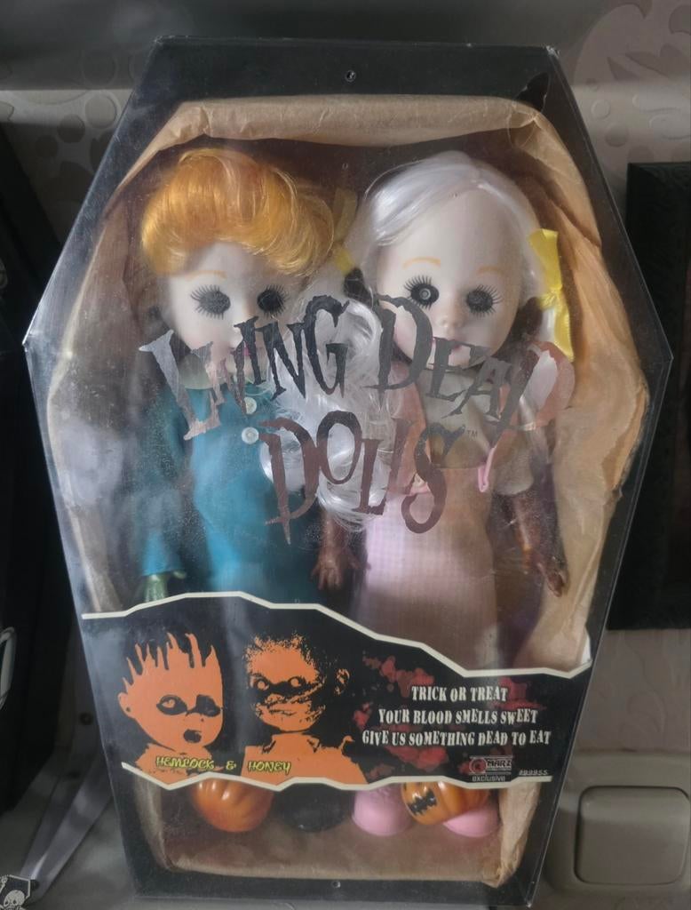 Living dead dolls Trick or Treat geseald, Ophalen of Verzenden, Nieuw, Pop