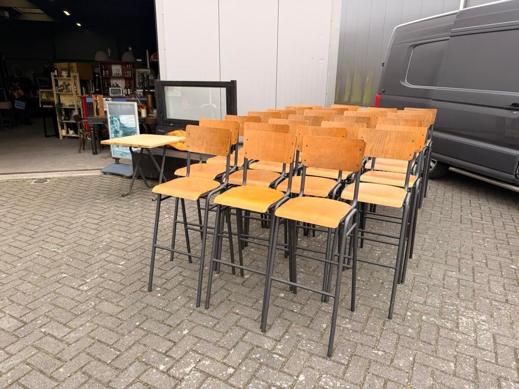 Barkrukken rugleuning krukken cafe bar mancave kroeg, Huis en Inrichting, Barkrukken, 5 krukken of meer, Met voetsteun, 60 tot 90 cm