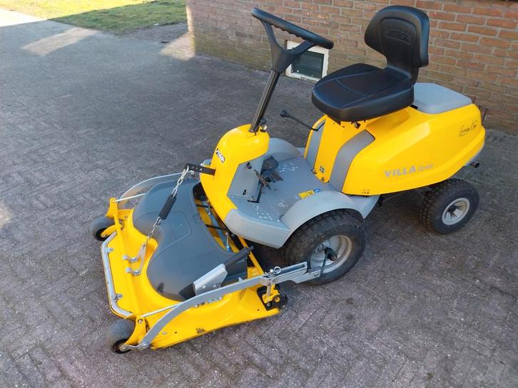 Stiga Villa HST Frontmaaier Hydrostaat Combi Maaidek 85cm, Tuin en Terras, Zitmaaiers, Zo goed als nieuw, Minder dan 90 cm, Ophalen of Verzenden
