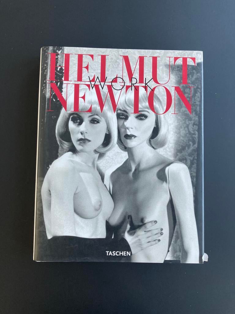 Helmut Newton work gebonden fotoboek, Boeken, Kunst en Cultuur | Fotografie en Design, Ophalen of Verzenden, Zo goed als nieuw