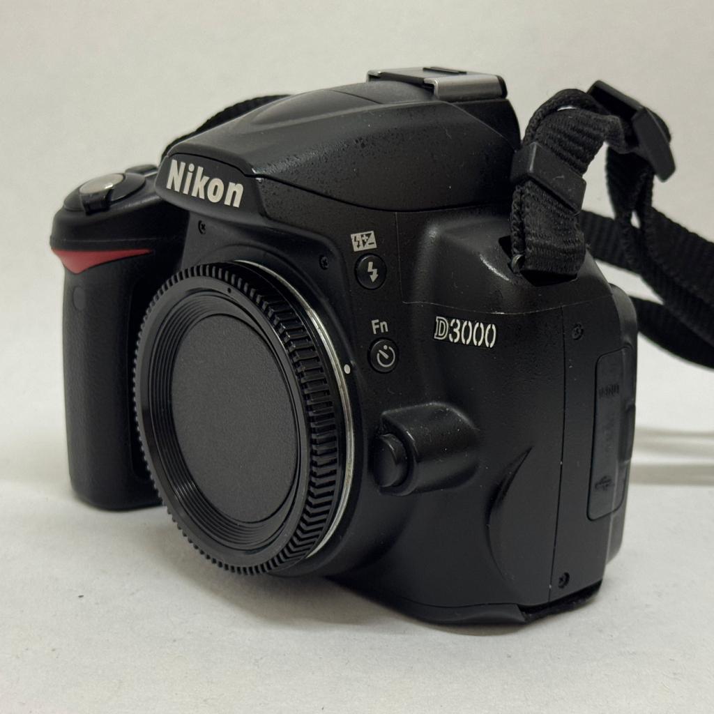 Nikon D3000 Body, Nikon, Zo goed als nieuw, Support@nikon.com, Nikon Corporation
Shinagawa Intercity Tower C
2-15-3, Konan, Minato-ku
Tokyo 108-6290
Japan