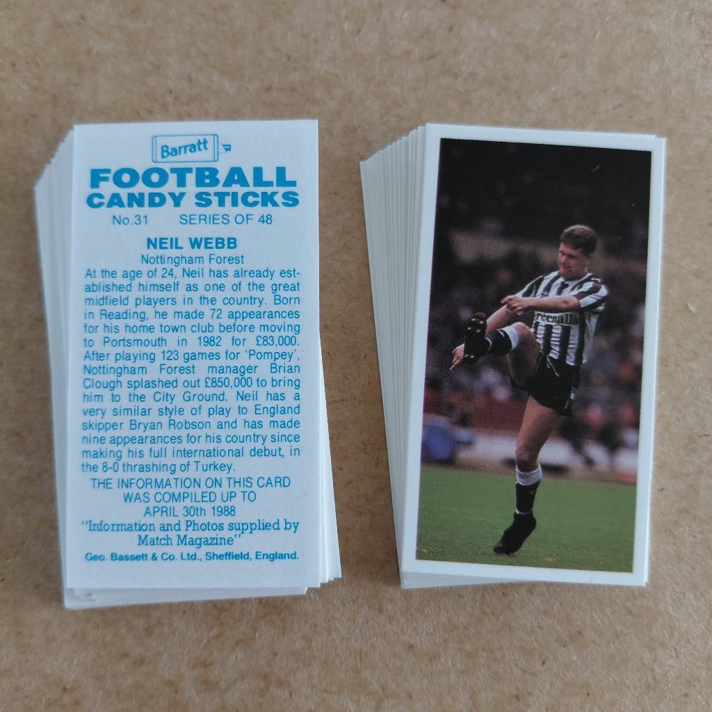 Football 1988-89 complete set 48 gum cards Bassett, Verzamelen, Ophalen, Zo goed als nieuw, Buitenlandse clubs, Poster, Plaatje of Sticker