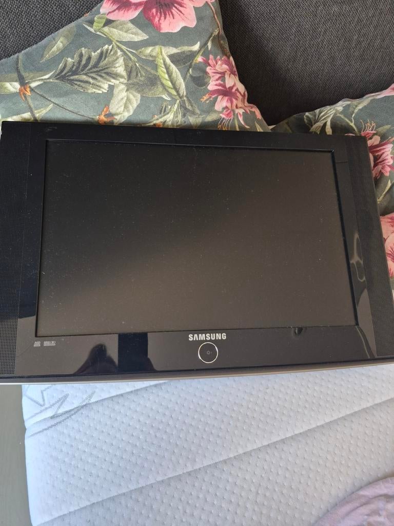 Kleine Samsung TV - alleen scherm, Ophalen, Gebruikt, HD Ready (720p), Samsung