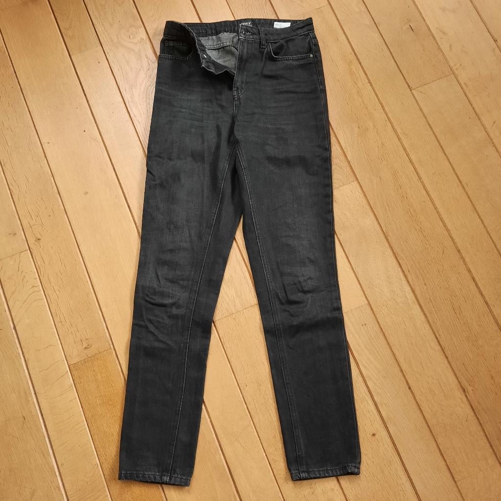 ONLY spijkerbroek Kelly zwart maat 26, Kleding | Dames, Spijkerbroeken en Jeans, Only.M., Zwart, Ophalen of Verzenden, Zo goed als nieuw