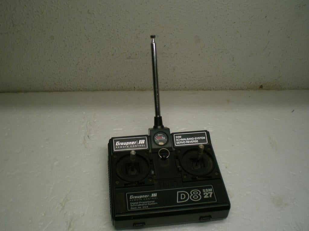 GRAUPNER ZENDER D8 27 MHz 3124, Ophalen of Verzenden, Gebruikt