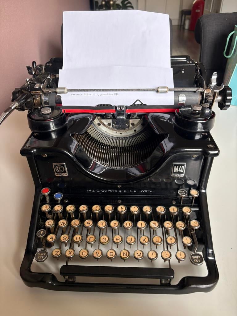 Vintage Olivetti typemachine M40, Ophalen, Gebruikt