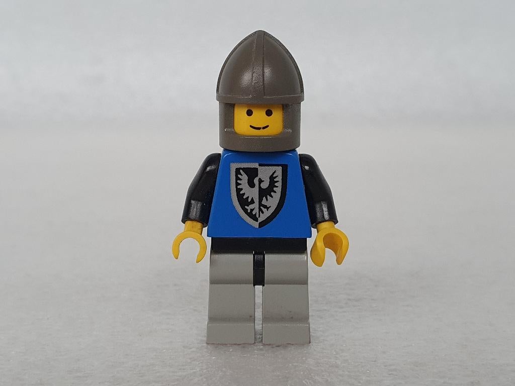 Lego Knights: vintage Black Falcon ridder, Kinderen en Baby's, Speelgoed | Duplo en Lego, Ophalen of Verzenden, Gebruikt, Minifiguur