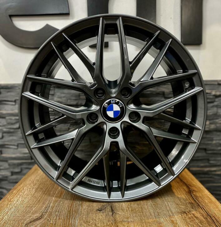 BMW 1 3 5 serie velgen 18 19 inch optioneel met banden, Auto-onderdelen, Banden en Velgen, Velg(en), All Season, 18 inch, Personenwagen