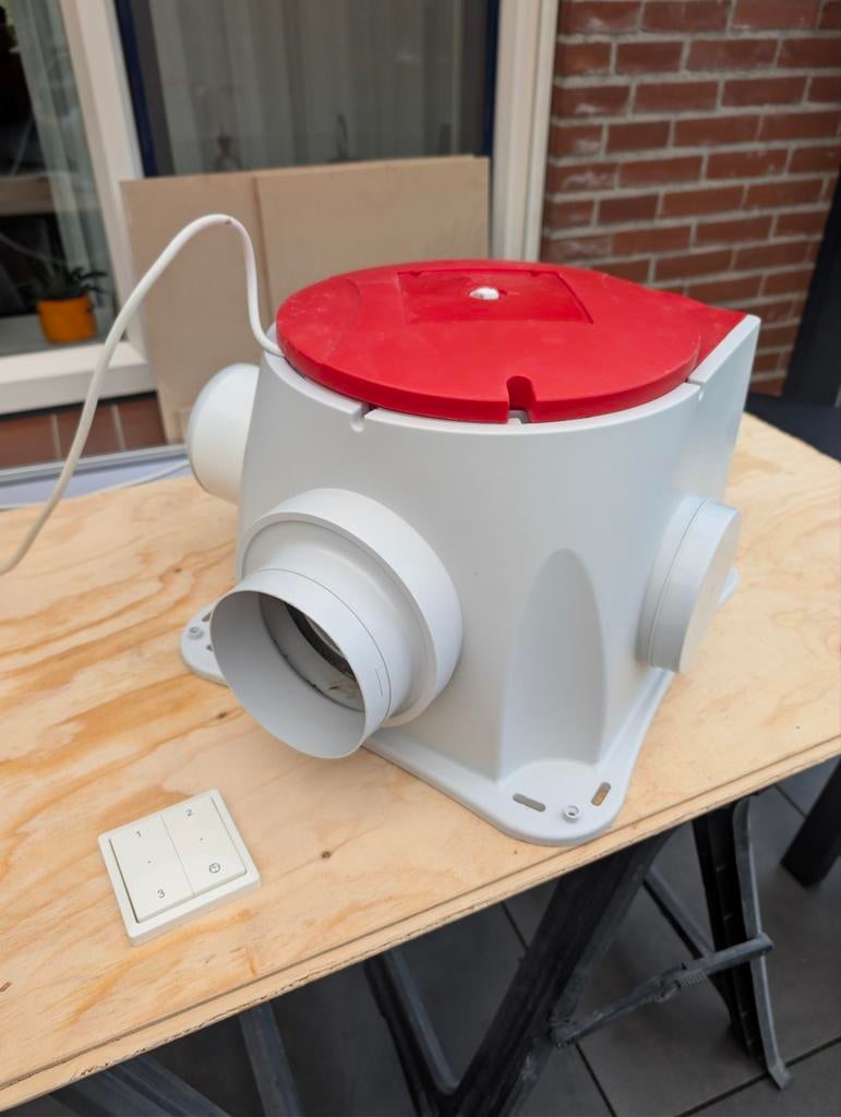 Zehnder ComfoFan Silent ventilatie-unit, Doe-het-zelf en Verbouw, Ventilatie en Afzuiging, Ophalen of Verzenden, Gebruikt, Afzuiger