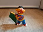Sesamstraat Ernie poppetje 5,5 cm, Verzamelen, Poppetjes en Figuurtjes, Ophalen of Verzenden